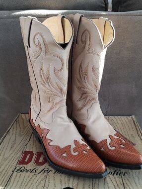 Durango Vegas Western Cowboy Boots Mens 9.5 D Two Tone Tooled Leather Fancy